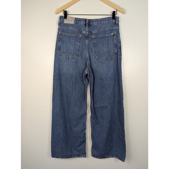 Everlane High Rise Organic Cotton The OG Baggy Jean in Ricky Wash - Picture 4 of 9